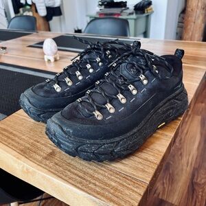 Hoka Tor Summit Black Hiking Shoes Size 9,5US Men’s